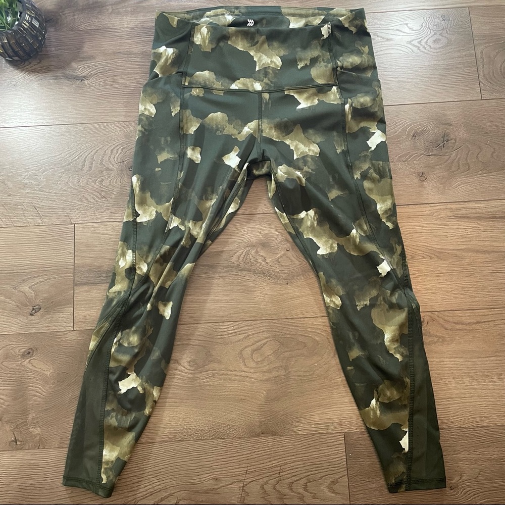 All in motions leggings plus  size XXL, color green